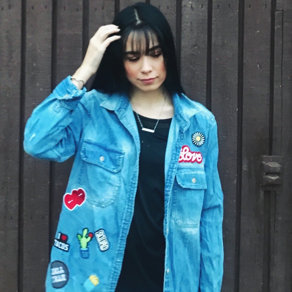 American Eagle button up